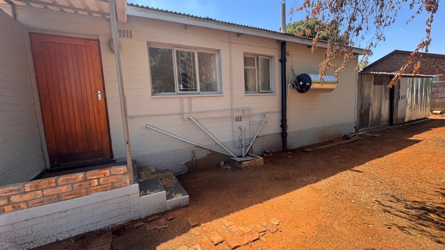 3 Bedroom Property for Sale in Beaconsfield Northern Cape